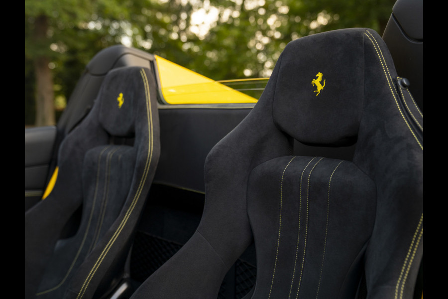 Ferrari F8 Spider 3.9 V8 HELE | Lift | JBL | Carbon interior