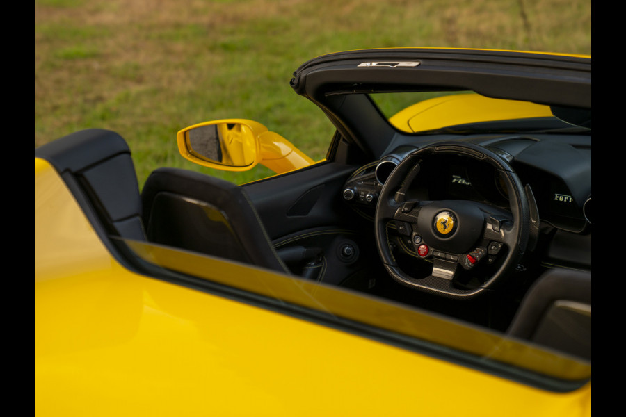 Ferrari F8 Spider 3.9 V8 HELE | Lift | JBL | Carbon interior