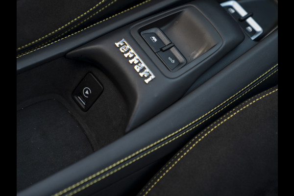 Ferrari F8 Spider 3.9 V8 HELE | Lift | JBL | Carbon interior