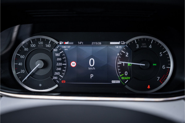 Land Rover Range Rover Evoque P300e AWD R-Dynamic SE 20inch ** Cold Climate ** Drive Pack ** Meridian