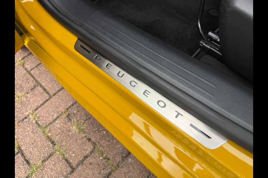 Peugeot 208 1.2 PureTech GT-Line | Automaat | Pano | Carplay