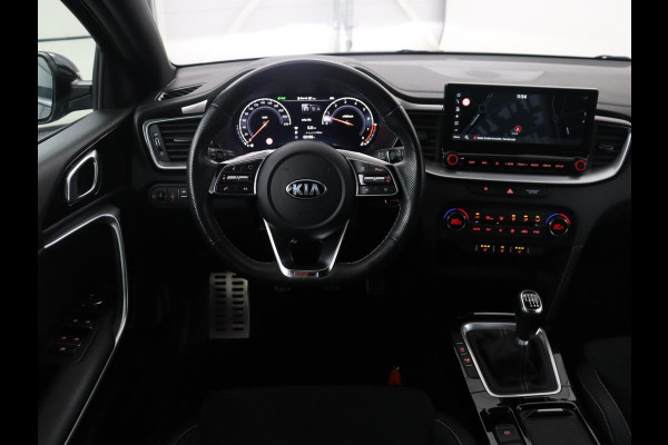 Kia ProCeed 1.4 T-GDI GT-Line | Leder/alcantara | Stuur/stoel verwarming | Climate control | Camera | Virtual Dash. | Carplay | Full LED | Park assist |