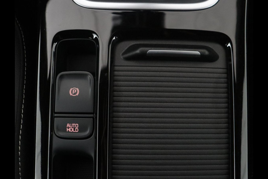 Kia ProCeed 1.4 T-GDI GT-Line | Leder/alcantara | Stuur/stoel verwarming | Climate control | Camera | Virtual Dash. | Carplay | Full LED | Park assist |