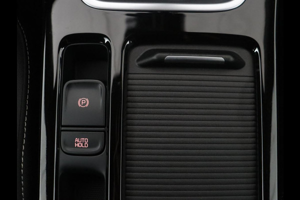 Kia ProCeed 1.4 T-GDI GT-Line | Leder/alcantara | Stuur/stoel verwarming | Climate control | Camera | Virtual Dash. | Carplay | Full LED | Park assist |