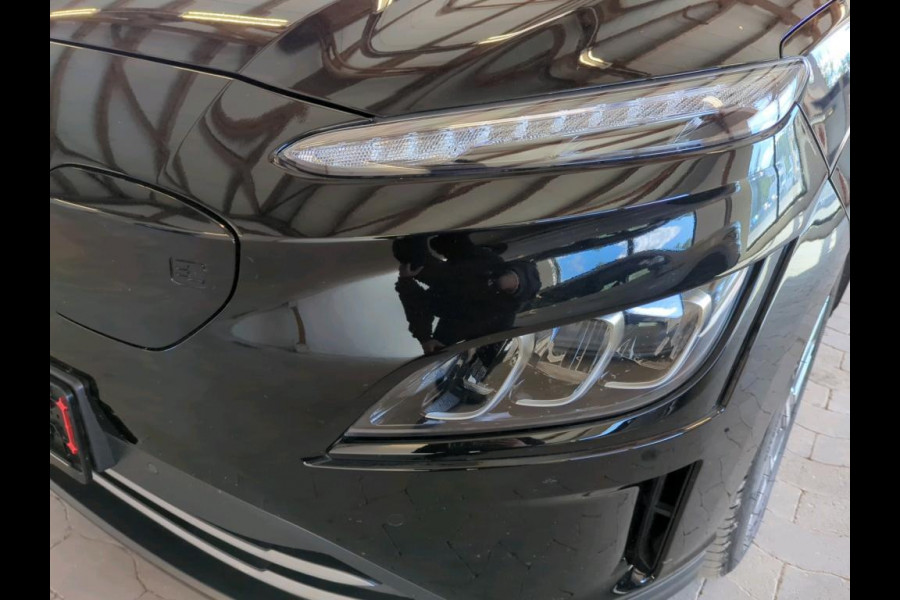 Hyundai Kona EV Fashion 64 kWh