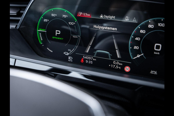 Audi SQ8 Sportback e-tron S quattro 115 kWh - Pano l Matrix l B&O l RS seats
