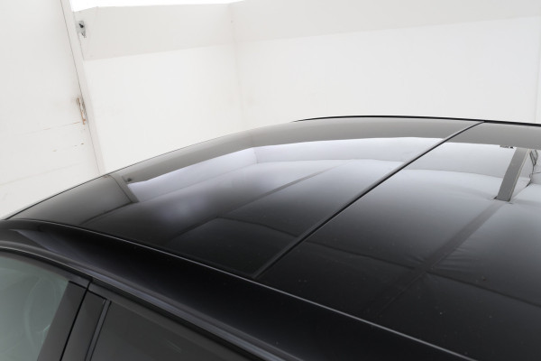 Volkswagen Golf 2.0 TSI GTI Panorama, Digitaldash, Trekhaak