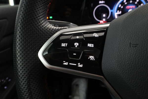 Volkswagen Golf 2.0 TSI GTI Panorama, Digitaldash, Trekhaak