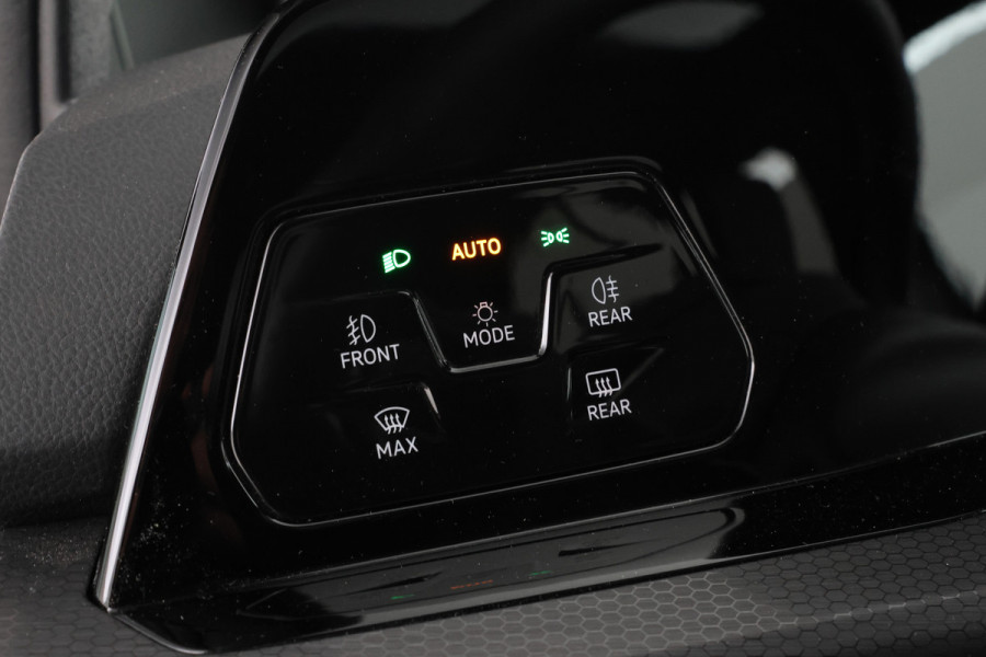 Volkswagen Golf 2.0 TSI GTI Panorama, Digitaldash, Trekhaak