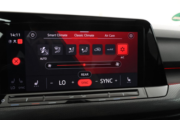 Volkswagen Golf 2.0 TSI GTI Panorama, Digitaldash, Trekhaak