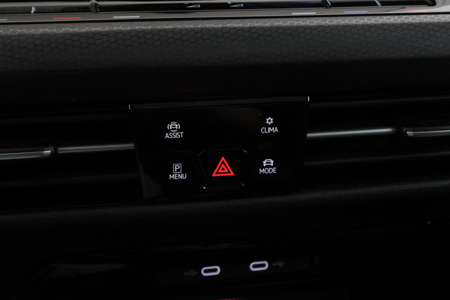 Volkswagen Golf 2.0 TSI GTI Panorama, Digitaldash, Trekhaak