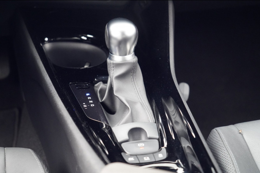 Toyota C-HR 2.0 Hybrid Launch Edition / 1e Eigenaar / 29dkm NAP / Navi / Camera / Cruise / JBL Audio