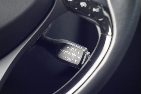 Toyota C-HR 2.0 Hybrid Launch Edition / 1e Eigenaar / 29dkm NAP / Navi / Camera / Cruise / JBL Audio