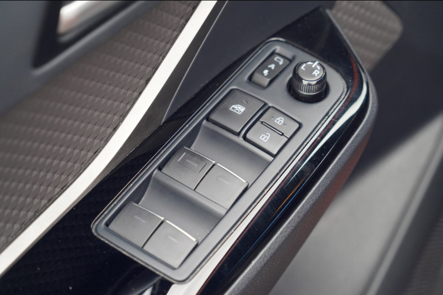 Toyota C-HR 2.0 Hybrid Launch Edition / 1e Eigenaar / 29dkm NAP / Navi / Camera / Cruise / JBL Audio