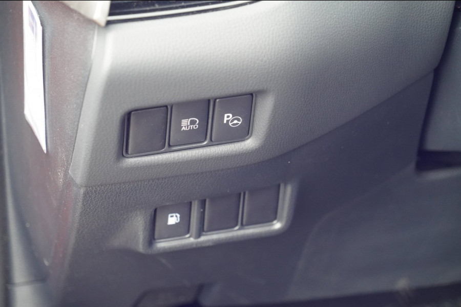Toyota C-HR 2.0 Hybrid Launch Edition / 1e Eigenaar / 29dkm NAP / Navi / Camera / Cruise / JBL Audio