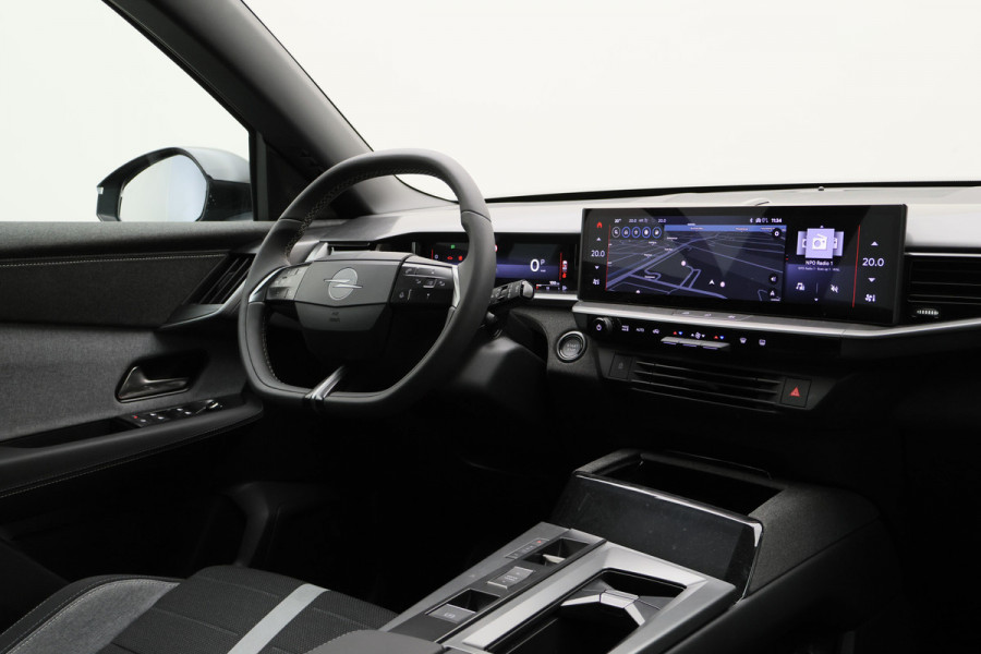 Opel Grandland 1.2 Turbo Hybrid Edition Virtual Cockpit, Keyless, ACC, Apple Carplay, Dodehoeksensor, PDC, 19"