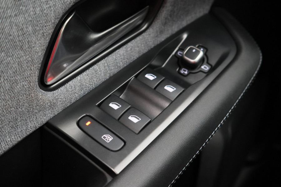 Opel Grandland 1.2 Turbo Hybrid Edition Virtual Cockpit, Keyless, ACC, Apple Carplay, Dodehoeksensor, PDC, 19"