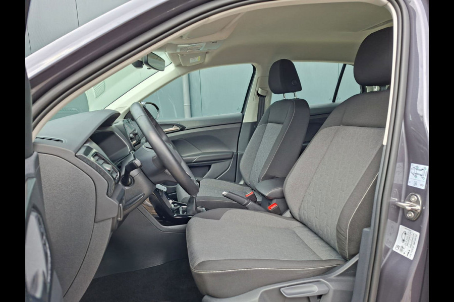 Volkswagen T-Cross 1.0 TSI Life * Afneembare Trekhaak * Stoelverwarming * Parkeersensoren