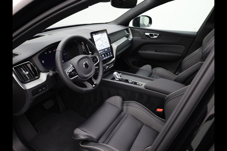 Volvo XC60 2.0 T6 Plug-in hybrid AWD Plus Dark | Trekhaak | Panodak | Dode Hoek | 360 Camera | Harman Kardon | Head Up | Elek. Klep | Prijs Rijklaar !!