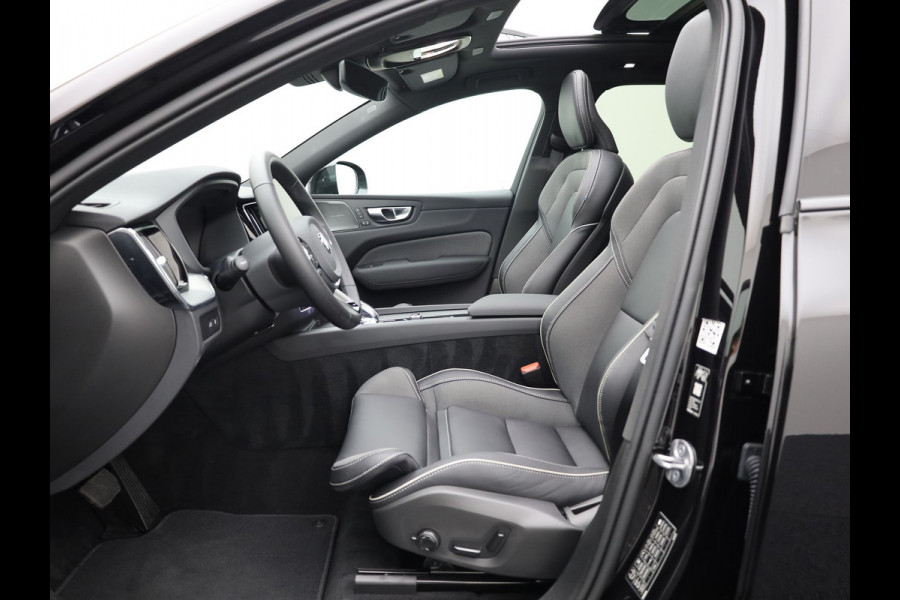 Volvo XC60 2.0 T6 Plug-in hybrid AWD Plus Dark | Trekhaak | Panodak | Dode Hoek | 360 Camera | Harman Kardon | Head Up | Elek. Klep | Prijs Rijklaar !!