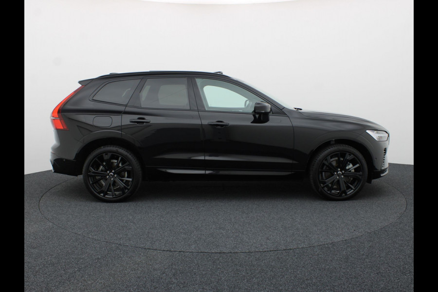 Volvo XC60 2.0 T6 Plug-in hybrid AWD Plus Dark | Trekhaak | Panodak | Dode Hoek | 360 Camera | Harman Kardon | Head Up | Elek. Klep | Prijs Rijklaar !!