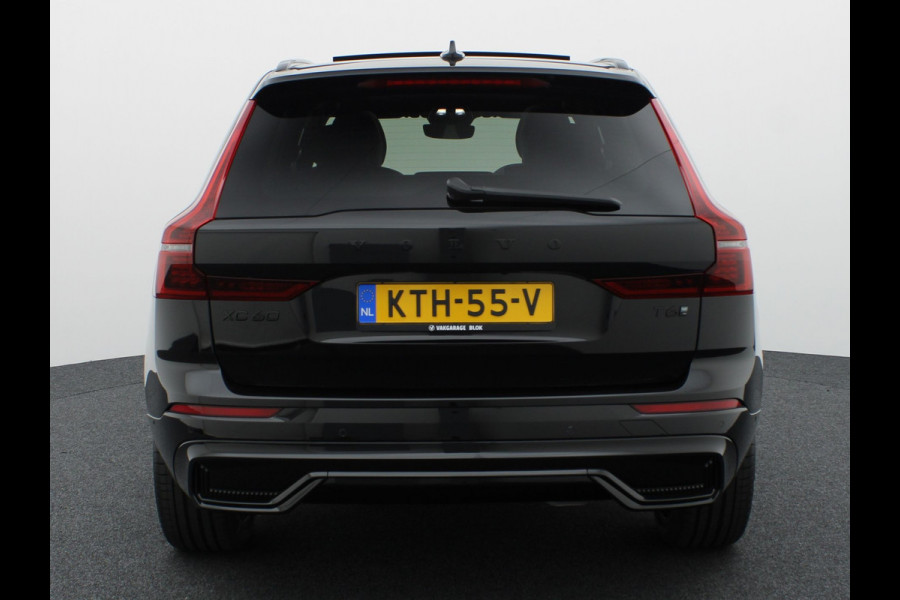Volvo XC60 2.0 T6 Plug-in hybrid AWD Plus Dark | Trekhaak | Panodak | Dode Hoek | 360 Camera | Harman Kardon | Head Up | Elek. Klep | Prijs Rijklaar !!