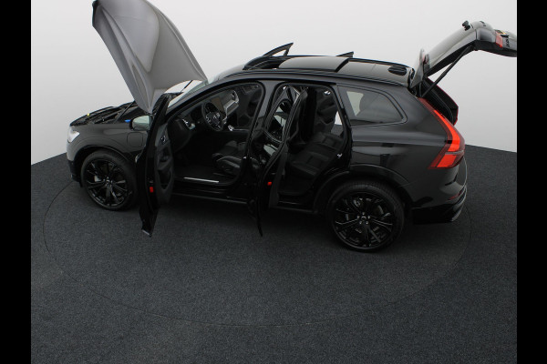 Volvo XC60 2.0 T6 Plug-in hybrid AWD Plus Dark | Trekhaak | Panodak | Dode Hoek | 360 Camera | Harman Kardon | Head Up | Elek. Klep | Prijs Rijklaar !!