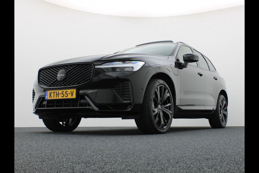 Volvo XC60 2.0 T6 Plug-in hybrid AWD Plus Dark | Trekhaak | Panodak | Dode Hoek | 360 Camera | Harman Kardon | Head Up | Elek. Klep | Prijs Rijklaar !!