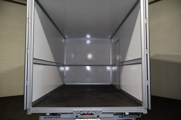 Renault Master T35 2.0 dCi 170pk Bakwagen met Achterdeuren