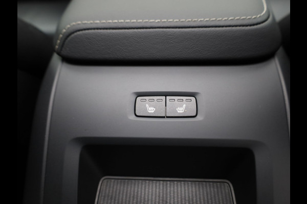 Volvo XC60 2.0 T6 Plug-in hybrid AWD Plus Dark | Panodak | Trekhaak | Elk. A-klep | Apple Carplay / Adroid | Memory Seats | Harman Kardon | Prijs Rijklaar !!