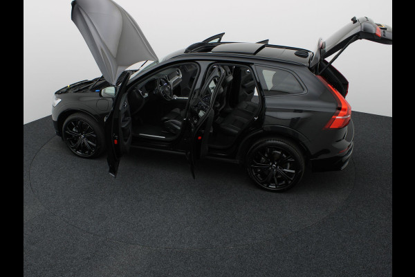 Volvo XC60 2.0 T6 Plug-in hybrid AWD Plus Dark | Panodak | Trekhaak | Elk. A-klep | Apple Carplay / Adroid | Memory Seats | Harman Kardon | Prijs Rijklaar !!