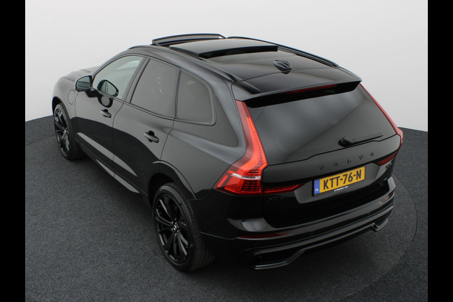 Volvo XC60 2.0 T6 Plug-in hybrid AWD Plus Dark | Panodak | Trekhaak | Elk. A-klep | Apple Carplay / Adroid | Memory Seats | Harman Kardon | Prijs Rijklaar !!