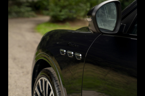 Maserati Grecale Modena 330pk | Luchtvering | Pano-dak | Carbon interieur | Sonus Faber