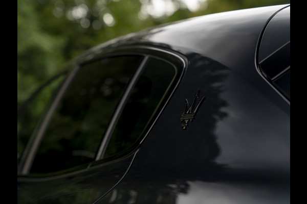 Maserati Grecale Modena 330pk | Luchtvering | Pano-dak | Carbon interieur | Sonus Faber