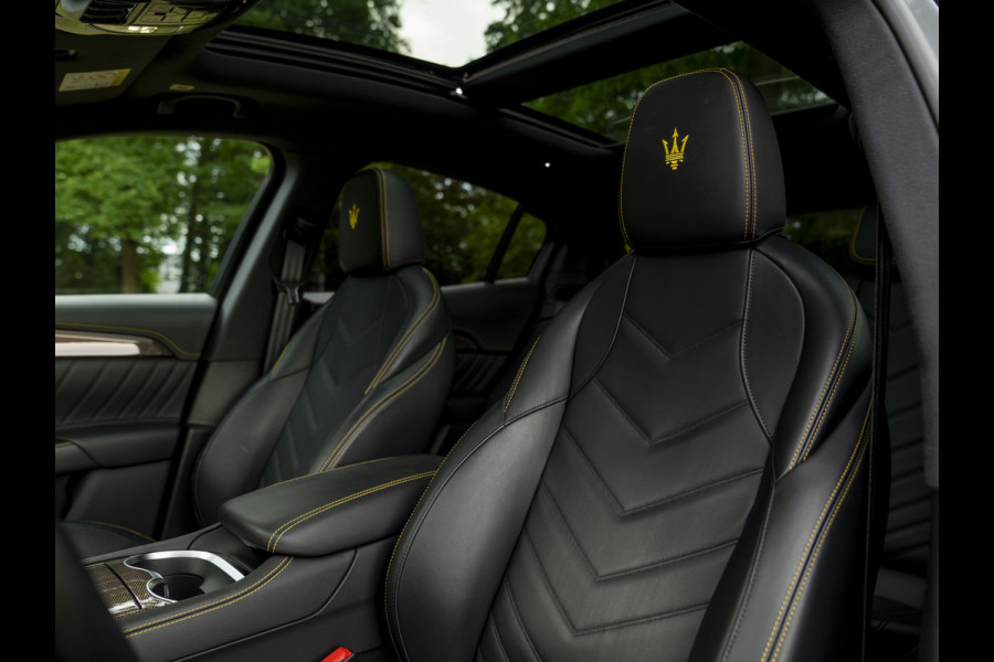 Maserati Grecale Modena 330pk | Luchtvering | Pano-dak | Carbon interieur | Sonus Faber