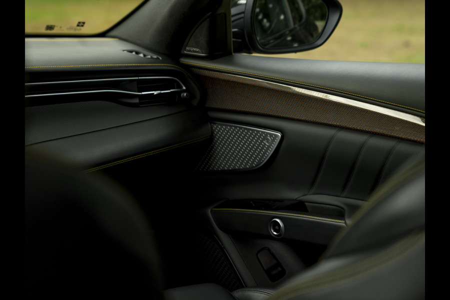 Maserati Grecale Modena 330pk | Luchtvering | Pano-dak | Carbon interieur | Sonus Faber