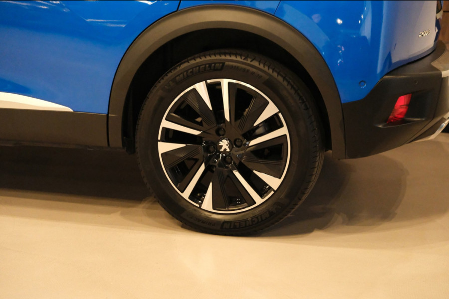 Peugeot 2008 1.2 PureTech GT-Line *PANORAMADAK* 39dkm! Nieuwstaat Apple Carplay & Camera