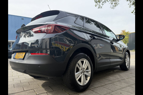 Opel Grandland X 1.2 Turbo 120 Jaar Edition - AUTOMAAT I Navigatie / Apple CarPlay I Airco I Sport velgen I PDC I