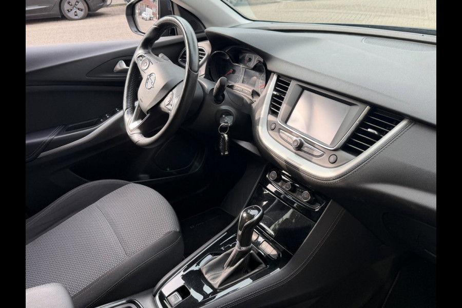 Opel Grandland X 1.2 Turbo 120 Jaar Edition - AUTOMAAT I Navigatie / Apple CarPlay I Airco I Sport velgen I PDC I
