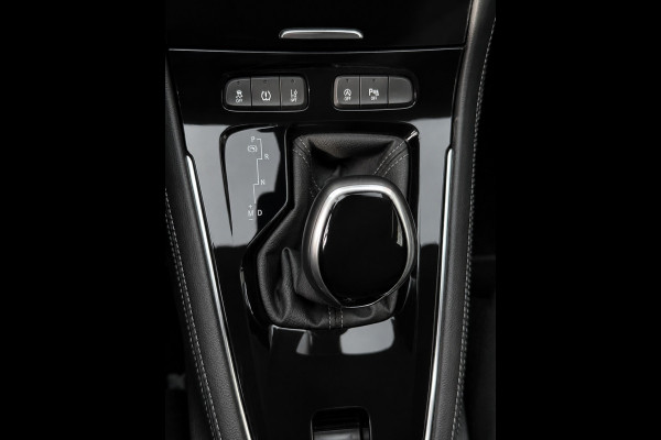 Opel Grandland X 1.2 Turbo 120 Jaar Edition - AUTOMAAT I Navigatie / Apple CarPlay I Airco I Sport velgen I PDC I