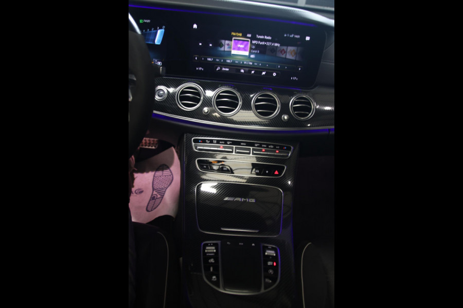 Mercedes-Benz E-Klasse AMG E63s E63 s PANO-CARBON-360-MULTI BEAM