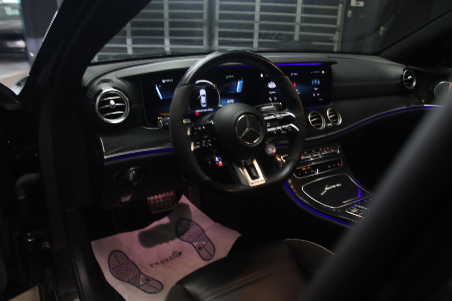 Mercedes-Benz E-Klasse AMG E63s E63 s PANO-CARBON-360-MULTI BEAM