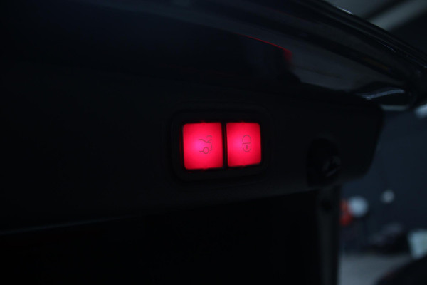 Mercedes-Benz E-Klasse AMG E63s E63 s PANO-CARBON-360-MULTI BEAM
