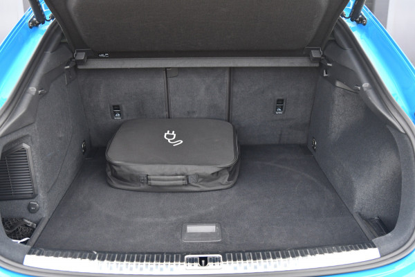 Audi Q3 Sportback 45 TFSI e 3x S-Line, Pano, Sonos, Matrix, Memory, Keyless, 360, ACC, Ambiente, Carplay!