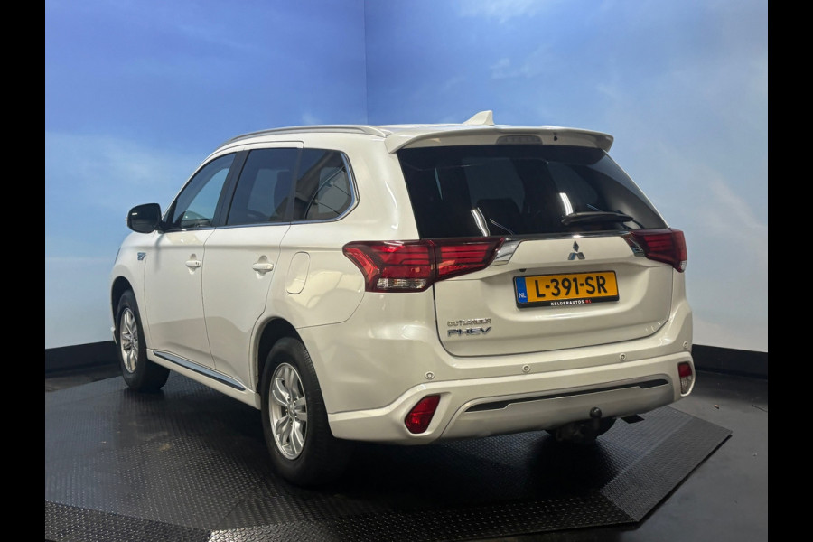 Mitsubishi Outlander 2.4 PHEV Pure Clima | Cruise | Camera | Trekhaak | Stoelverwarming