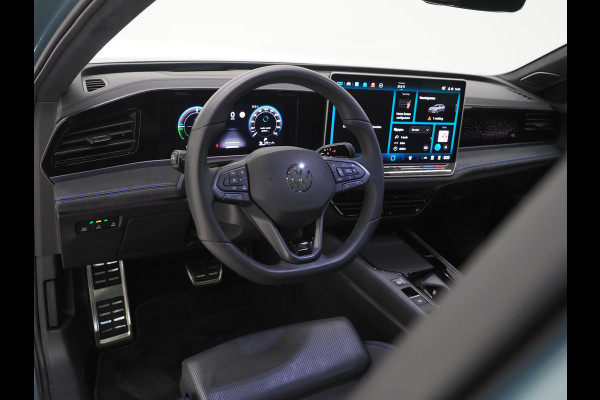 Volkswagen Passat Variant 1.5 eHybrid R-Line Edition | 5 Jaar Garantie | Leder | Panoramadak | Stoelventilatie | Trekhaak | Harman/Kardon | Massage | 360