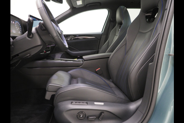 Volkswagen Passat Variant 1.5 eHybrid R-Line Edition | 5 Jaar Garantie | Leder | Panoramadak | Stoelventilatie | Trekhaak | Harman/Kardon | Massage | 360