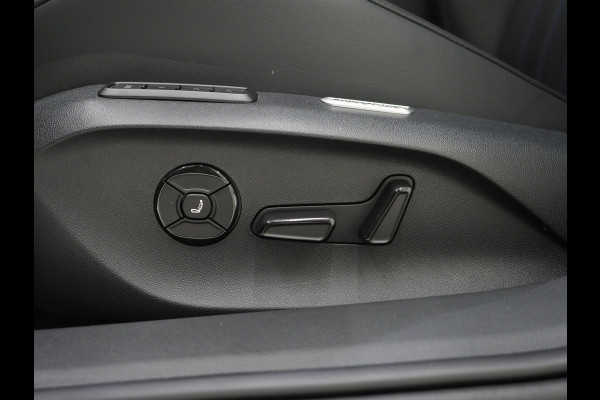 Volkswagen Passat Variant 1.5 eHybrid R-Line Edition | 5 Jaar Garantie | Leder | Panoramadak | Stoelventilatie | Trekhaak | Harman/Kardon | Massage | 360