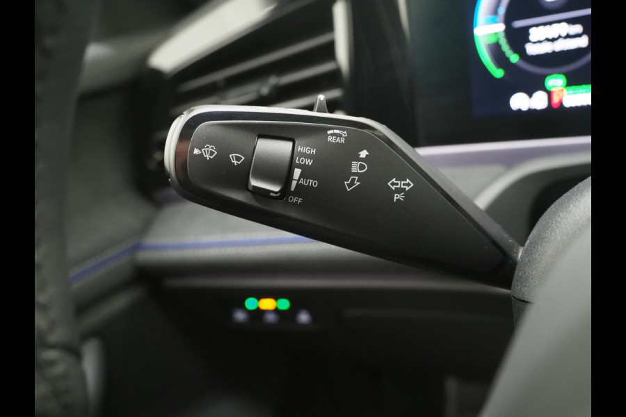 Volkswagen Passat Variant 1.5 eHybrid R-Line Edition | 5 Jaar Garantie | Leder | Panoramadak | Stoelventilatie | Trekhaak | Harman/Kardon | Massage | 360