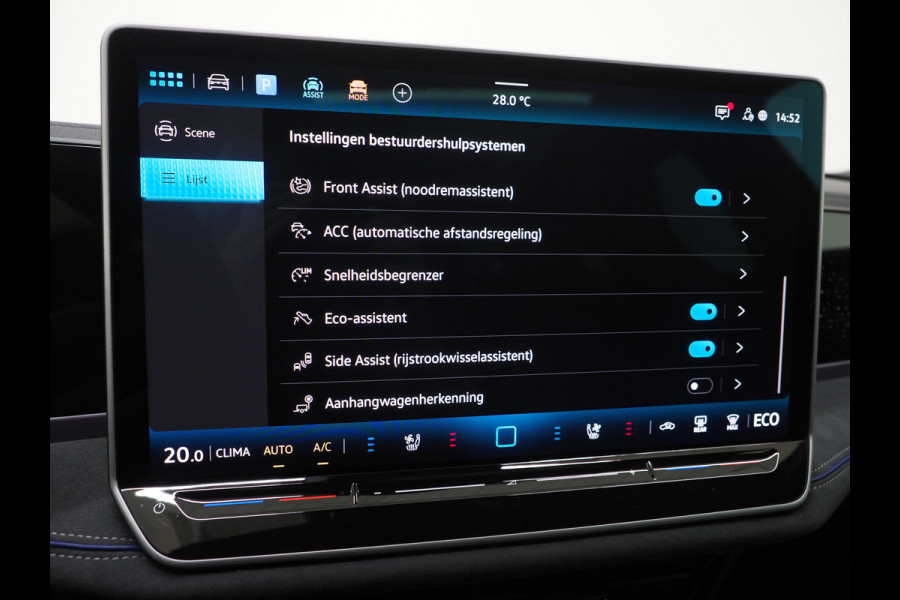 Volkswagen Passat Variant 1.5 eHybrid R-Line Edition | 5 Jaar Garantie | Leder | Panoramadak | Stoelventilatie | Trekhaak | Harman/Kardon | Massage | 360
